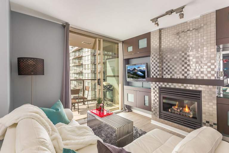 1702-989 Richards Street | The Mondrian | Downtown Vancouver Condo | Vancouver West