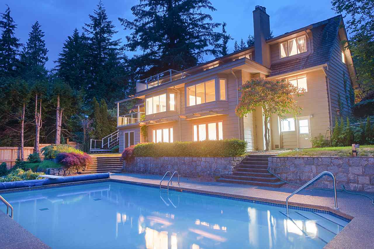 West Vancouver Houses for Sale