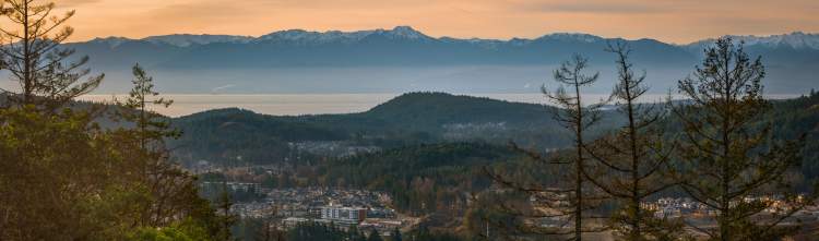 The real estate opportunities at Bear Mountain in Victoria, BC, are many and varied. Feel like you're on vacation every day of the year at Bear Mountain.