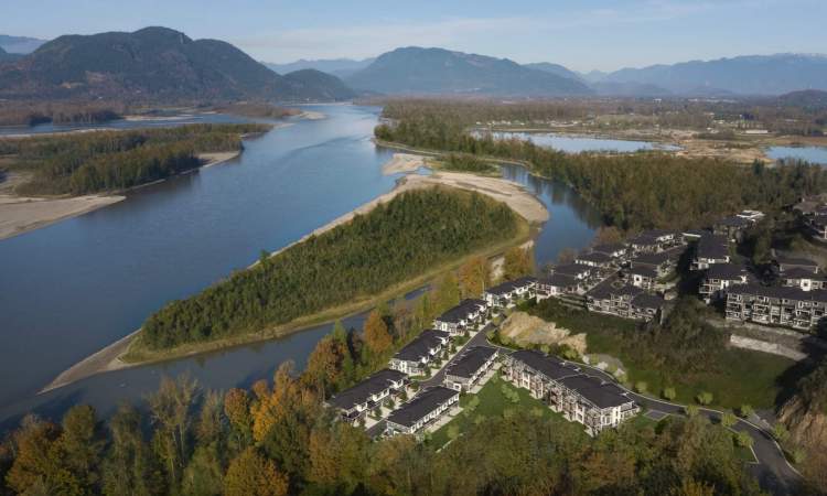 Water’s Edge is a new townhome development located between the north face of Chilliwack mountain and the Fraser River.