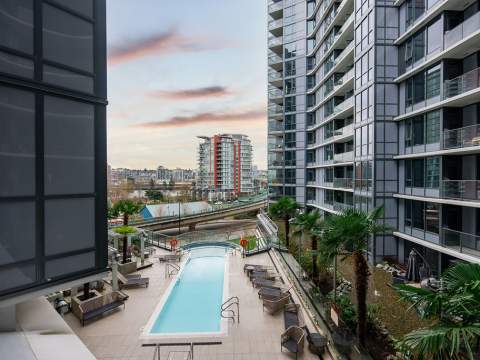 629 68 Smithe Street | One Pacific | Downtown Vancouver Condo | Vancouver West